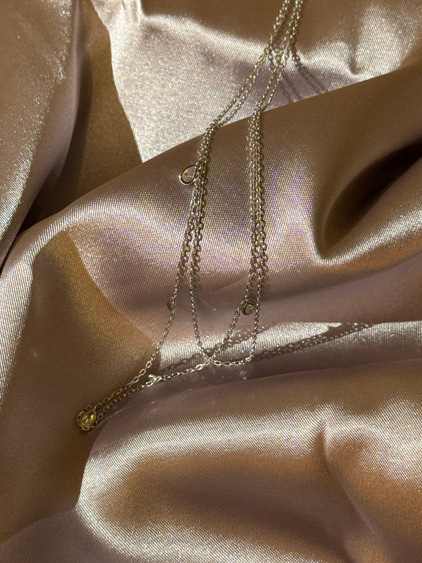 שרשרת כפולה ״אמילי״ מוסנייט