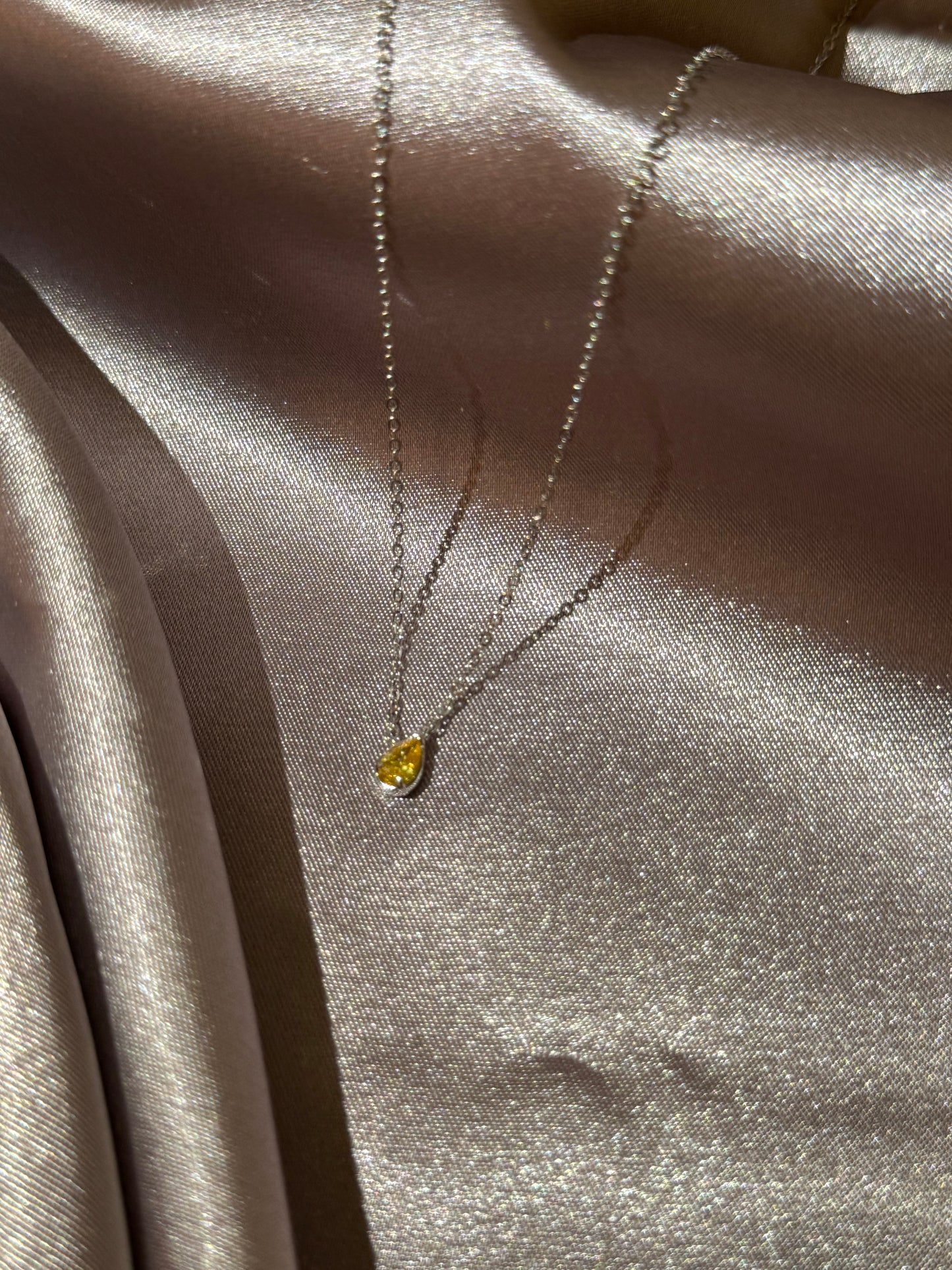 שרשרת ״טיפה צהובה״ כסף 925