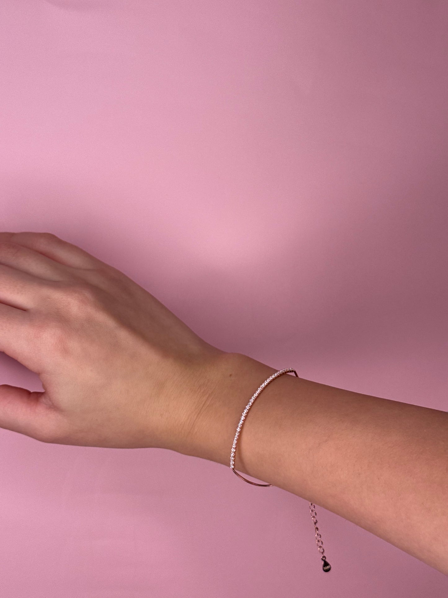 צמיד - חצי טניס